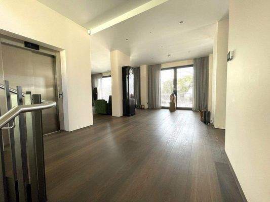 Aufzug und Wohnebene