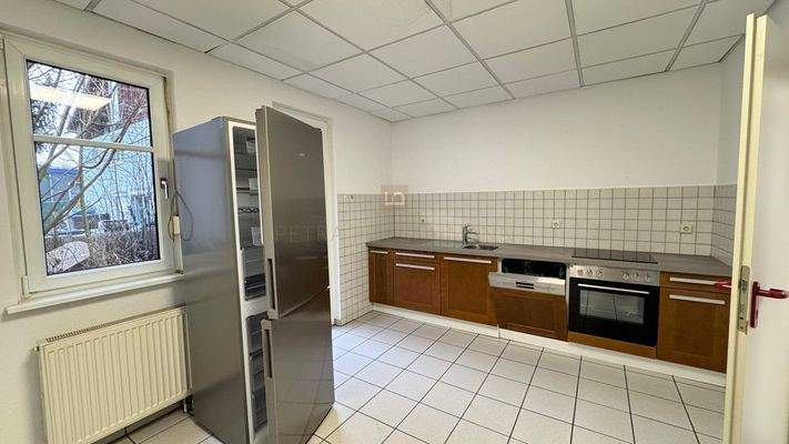 Aufenthaltsraum mit Küche