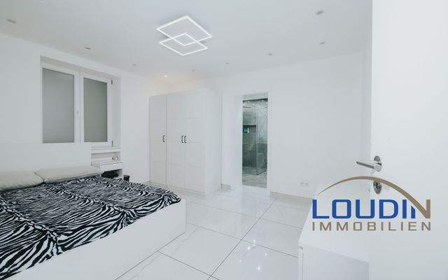 Zimmer 1 mit Bad en suite- EG