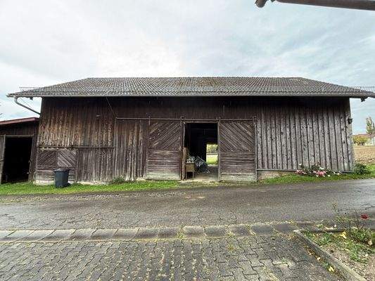 Scheune geeignet für Offenstall