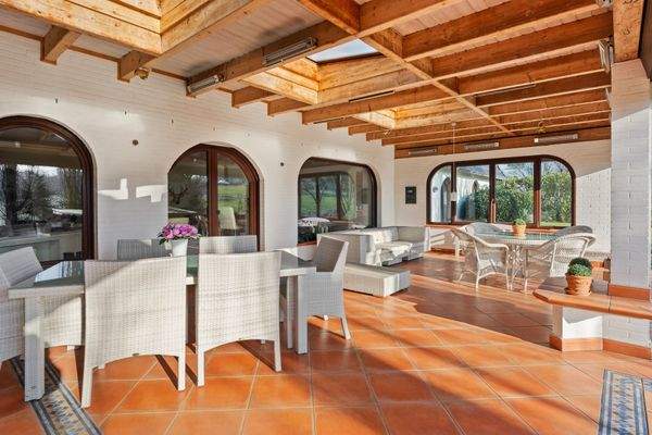 62,13 m² große Süd-West Terrasse mit Traumblick 