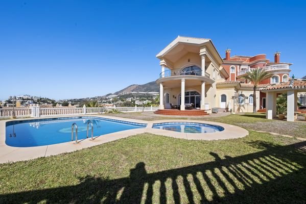 Photo: Villa in Benalmadena