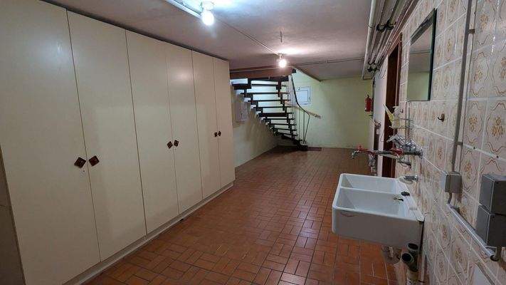 UntergeschossWaschraum1