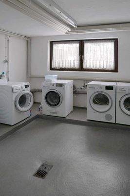 gemeinschaftliche Waschküche