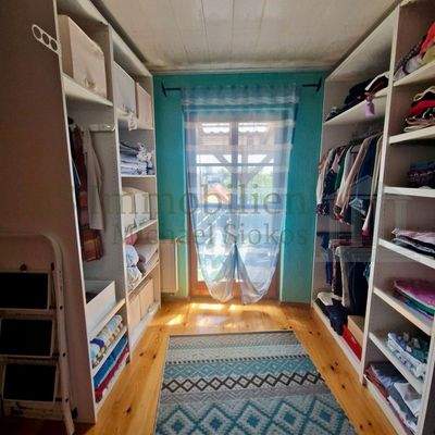 EFH Zimmer 1 mit Zugang zum Balkon