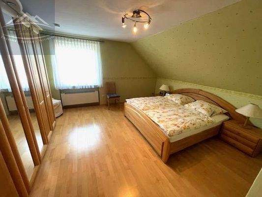 Schlafzimmer OG