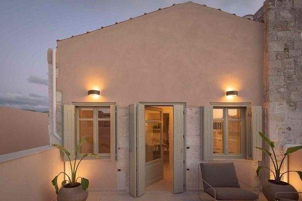 Kreta, Rethymno - Old Town: Elegant restauriertes Haus im Herzen der Altstadt zu verkaufen