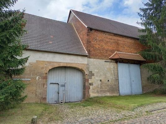 Einfahrt Hof-Scheune Rückseite