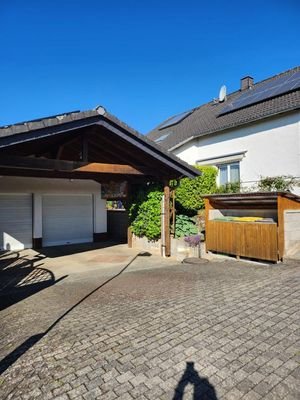 Garage/Carport/Stellpl.