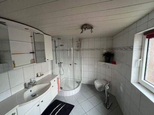 Badezimmer EG