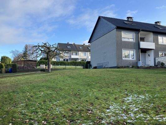 Ansicht mit Garten