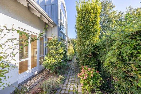 3437 Seitenansicht a