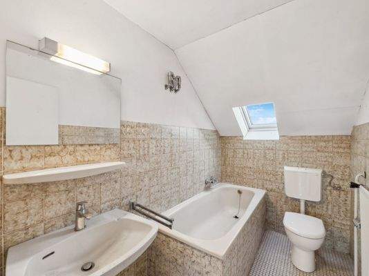 Badezimmer Dachgeschoss