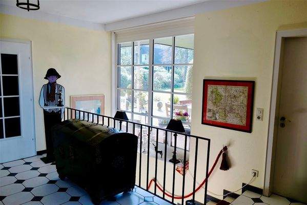 Teppe zum Untergeschoss