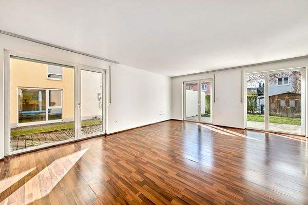 Ground floor: Living and dining room