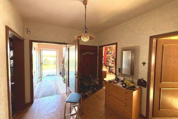 Flur und Eingangsbereich