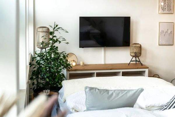 6c8cf0f0-3bc5-4f6d-9187-2bab97c741e4