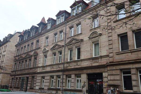 Vor dem Haus Pic1 VKVPS16