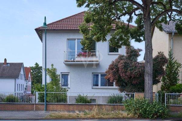 Straßenansicht Ostseite