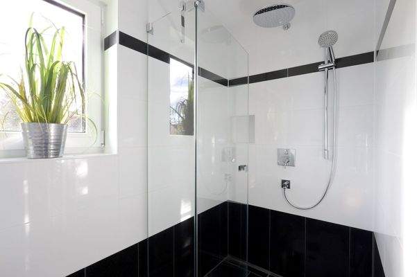 OG - mit bodenebener Dusche