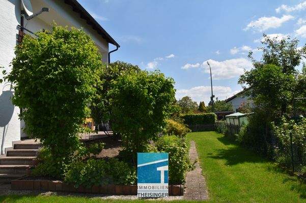 Garten zur Süd-Seite