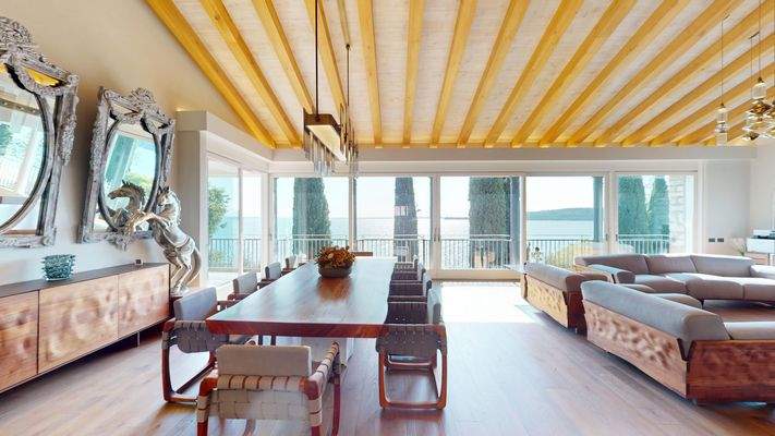 NA-072-17-Villa-di-lusso-vista-lago-a-Padenghe-del