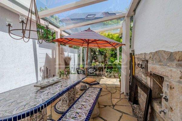 Überdachte Terrasse