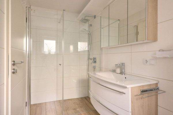 Blick in das Tageslichtbadezimmer