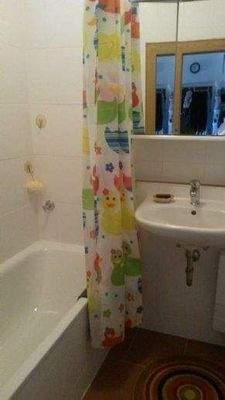 Badezimmer mit Wanne