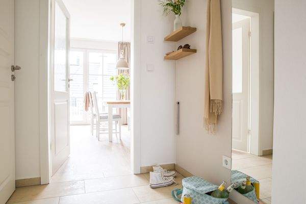 Flur mit Durchblick.jpg