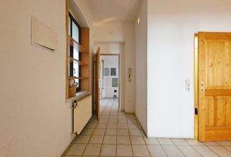 Wohnung B: Vorraum/Entree