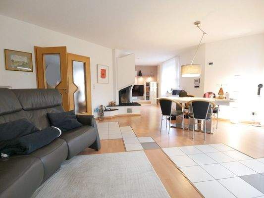 großzügiger Wohnbereich