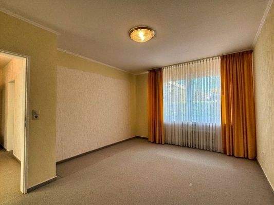 Schlafzimmer mit Gartenblick