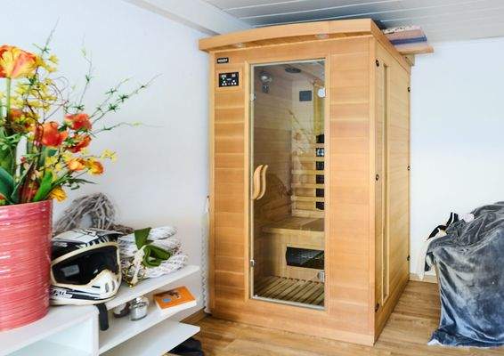 Sauna (Infrarot-Wärmekabine)