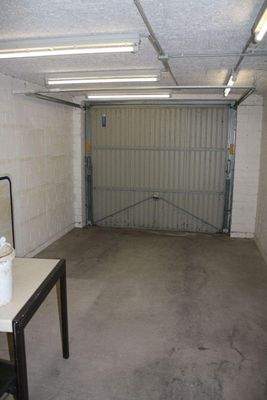 PKW-Einzelgarage mit Hauszugang