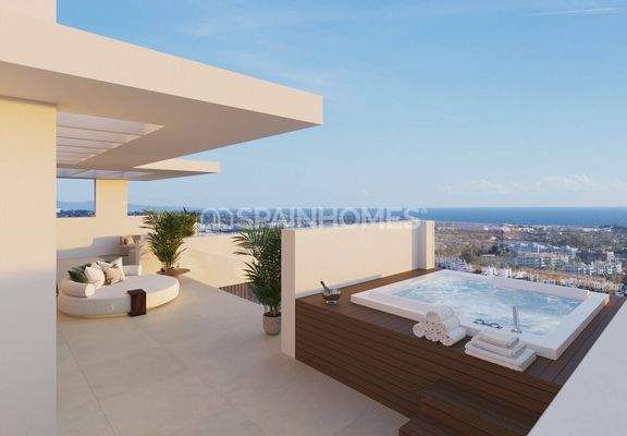 Luxury Houses Close to the Sea in Estepona