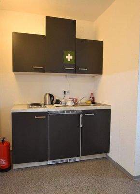 Küchenzeile im Büro OG