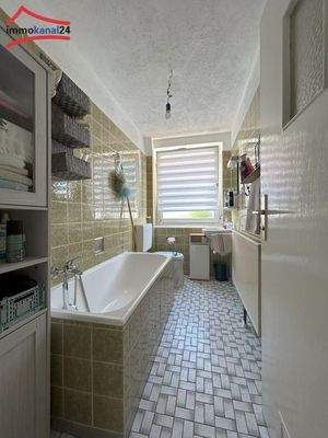 Badezimmer EG rechts