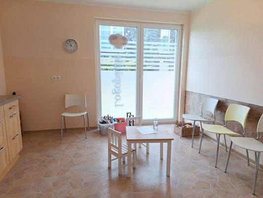 Zimmer 2 (Küchenanschlüsse)