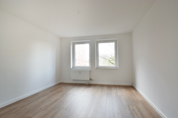 Großzügiges Schlafzimmer