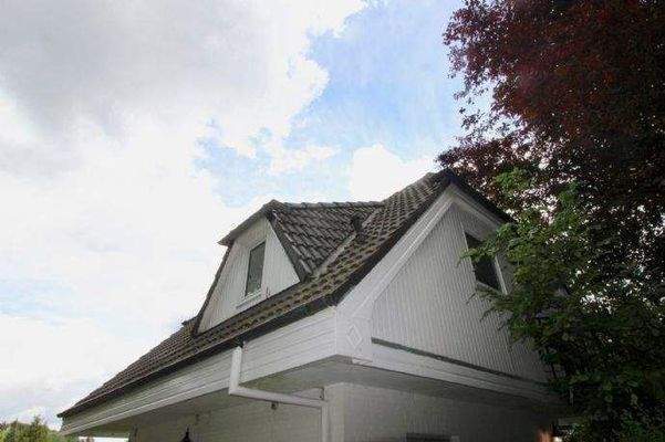 Kleines Extra-Landhaus auf dem Grundstück