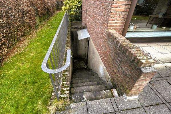 Treppenabgang zum Keller