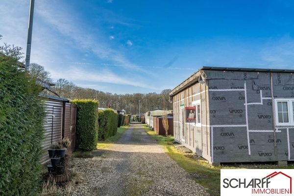 Weg vom Badesee