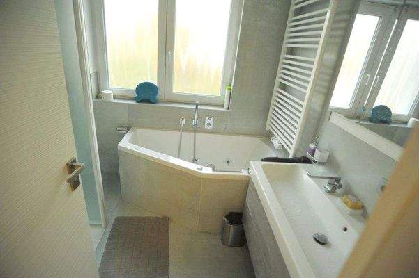 Fi2-Fotos-VK046 OG Bad.JPG