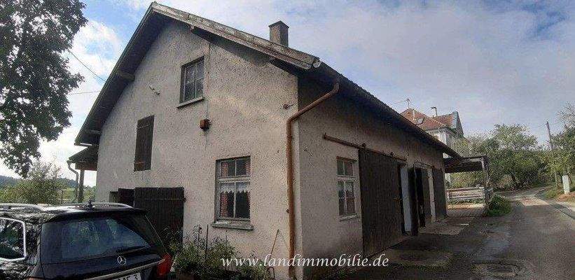 Frontansicht des Gebäudes