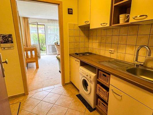 Eingangsbereich mit Küchenzeile