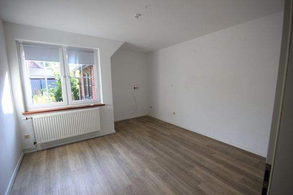 Wohnen linke Wohnung