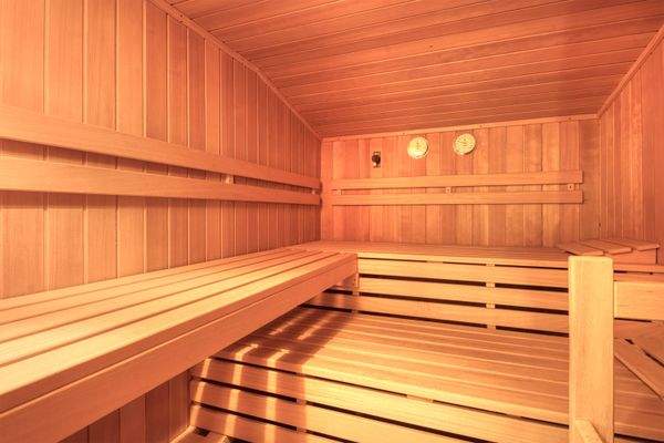Ausstattungsbeispiel: Sauna im Dachgeschoss 