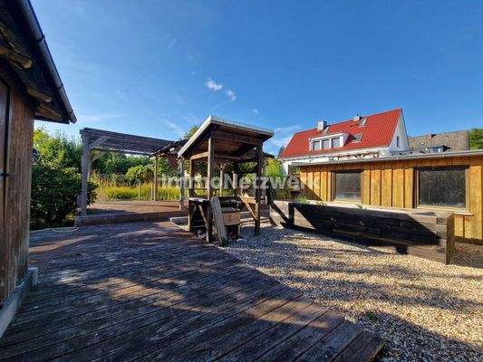 Schwenkgrill, Hochbeet, Schuppen