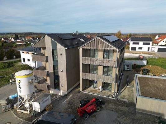 dji_fly_20251028_232916_114_1761824659634_photo.jp